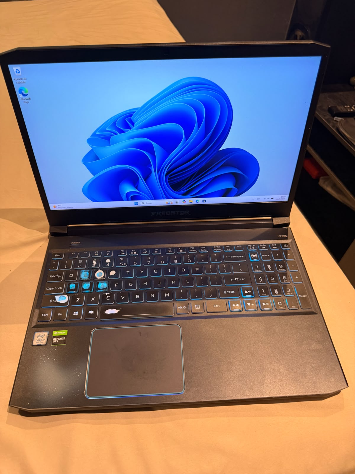 Acer Predator Helios 300 PH315-52 i7-9750H 16GB 512GB GTX 1660 Ti 144Hz 
