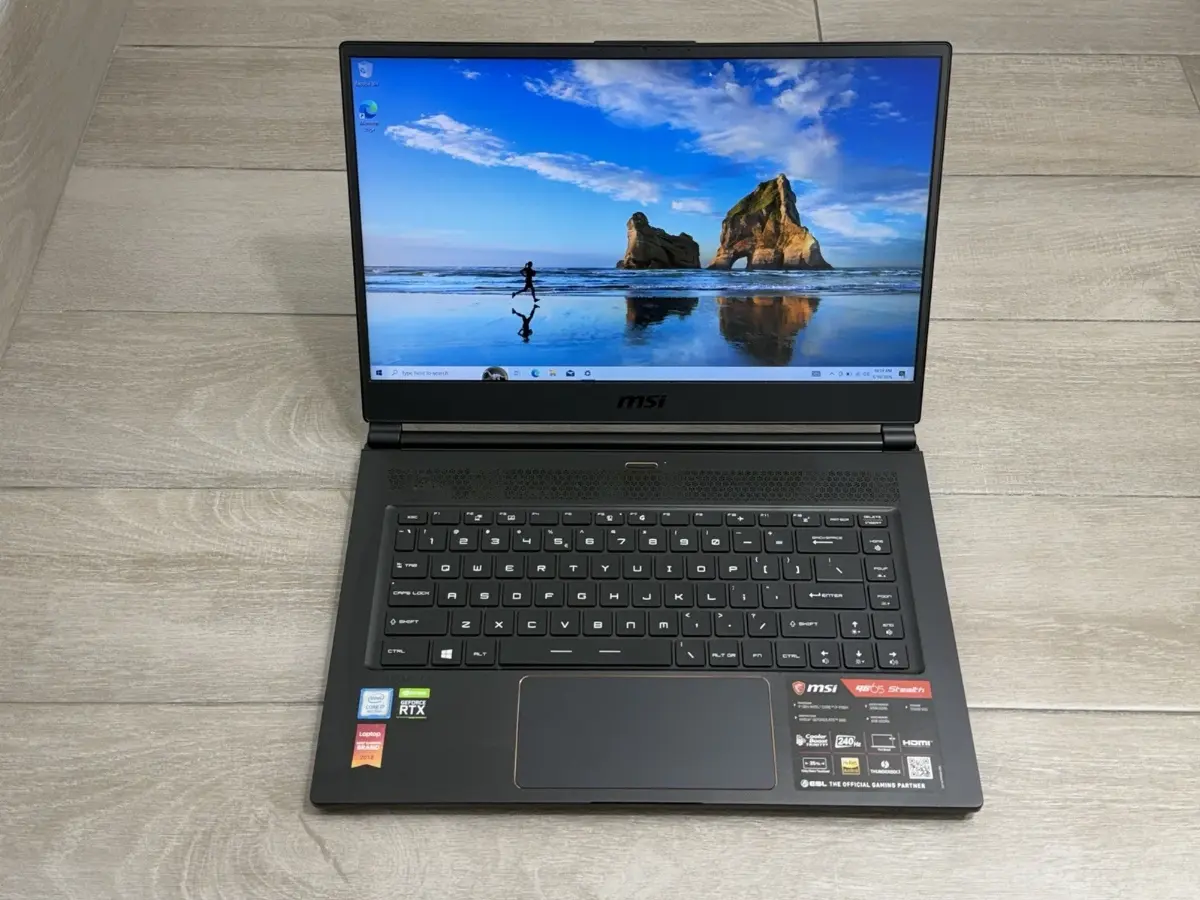 MSI GS65 Stealth 15.6" Core i7-9750H GeForce RT 2060 32GB RAM 512GB SSD Win-11