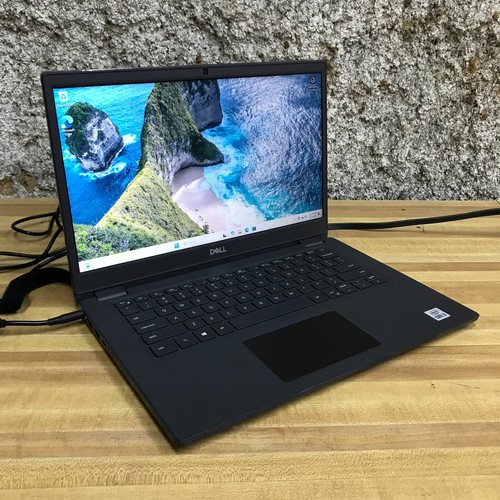 Dell Latitude 3410 14" Laptop - i3-10110U 8GB RAM 128GB SSD (Windows 11 Pro)