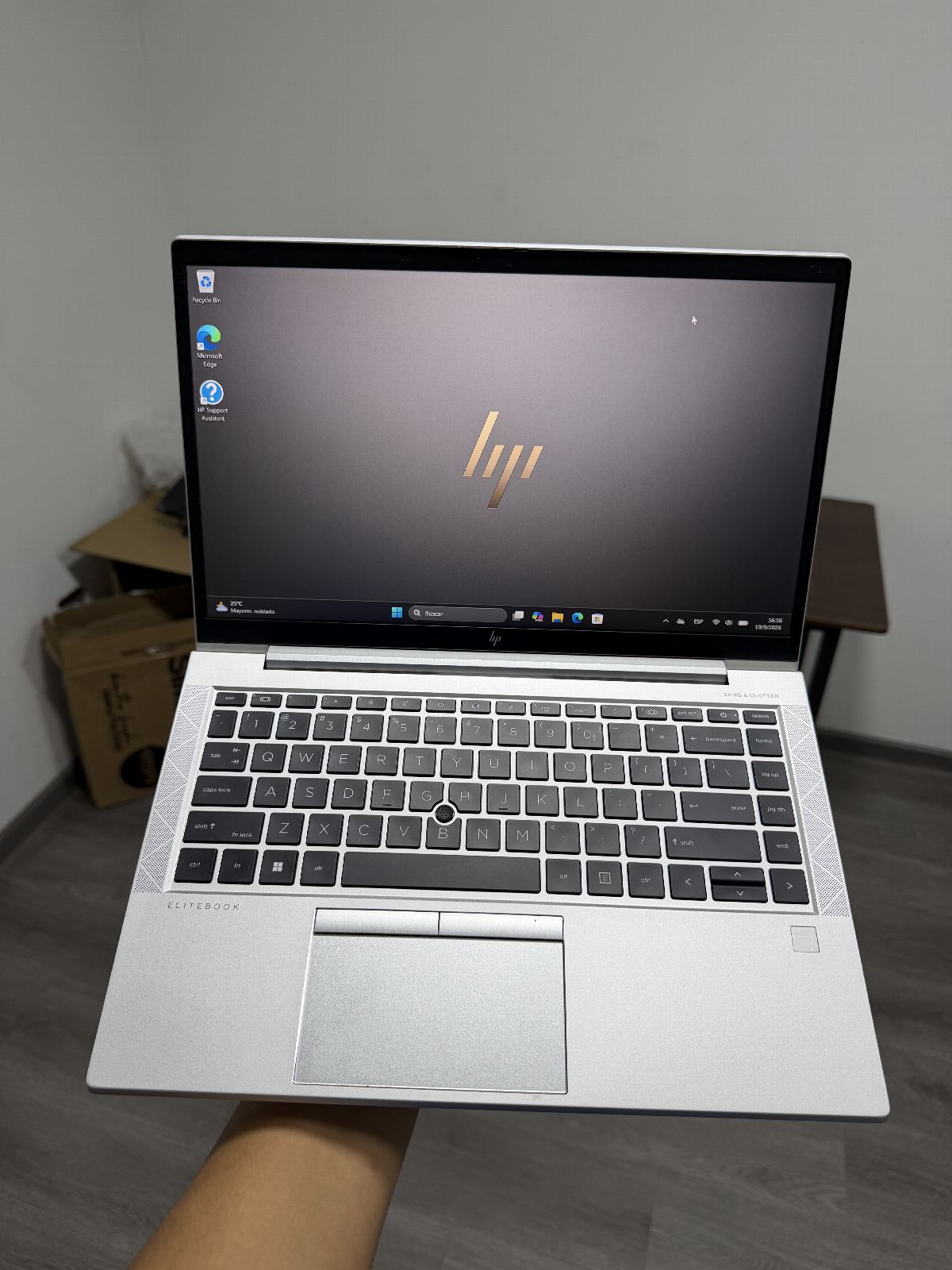 HP Elitebook G8 840 14" Core i7 onceava 2.8GHz | 16GB 256GB-SSD